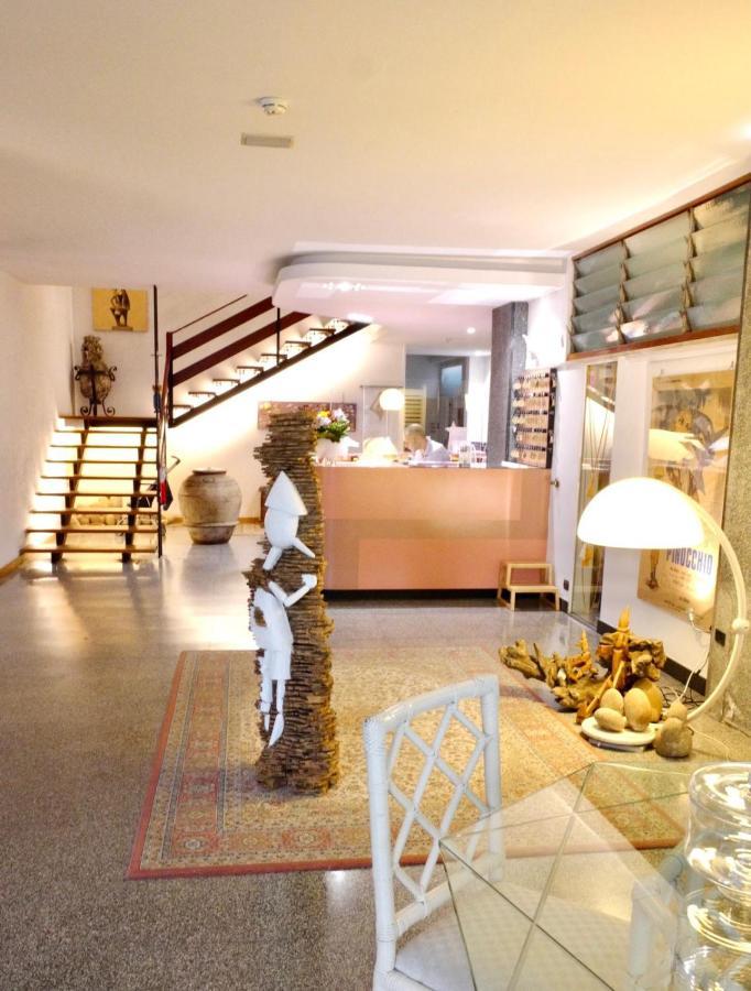 Hotel Pinocchio Католика Екстериор снимка