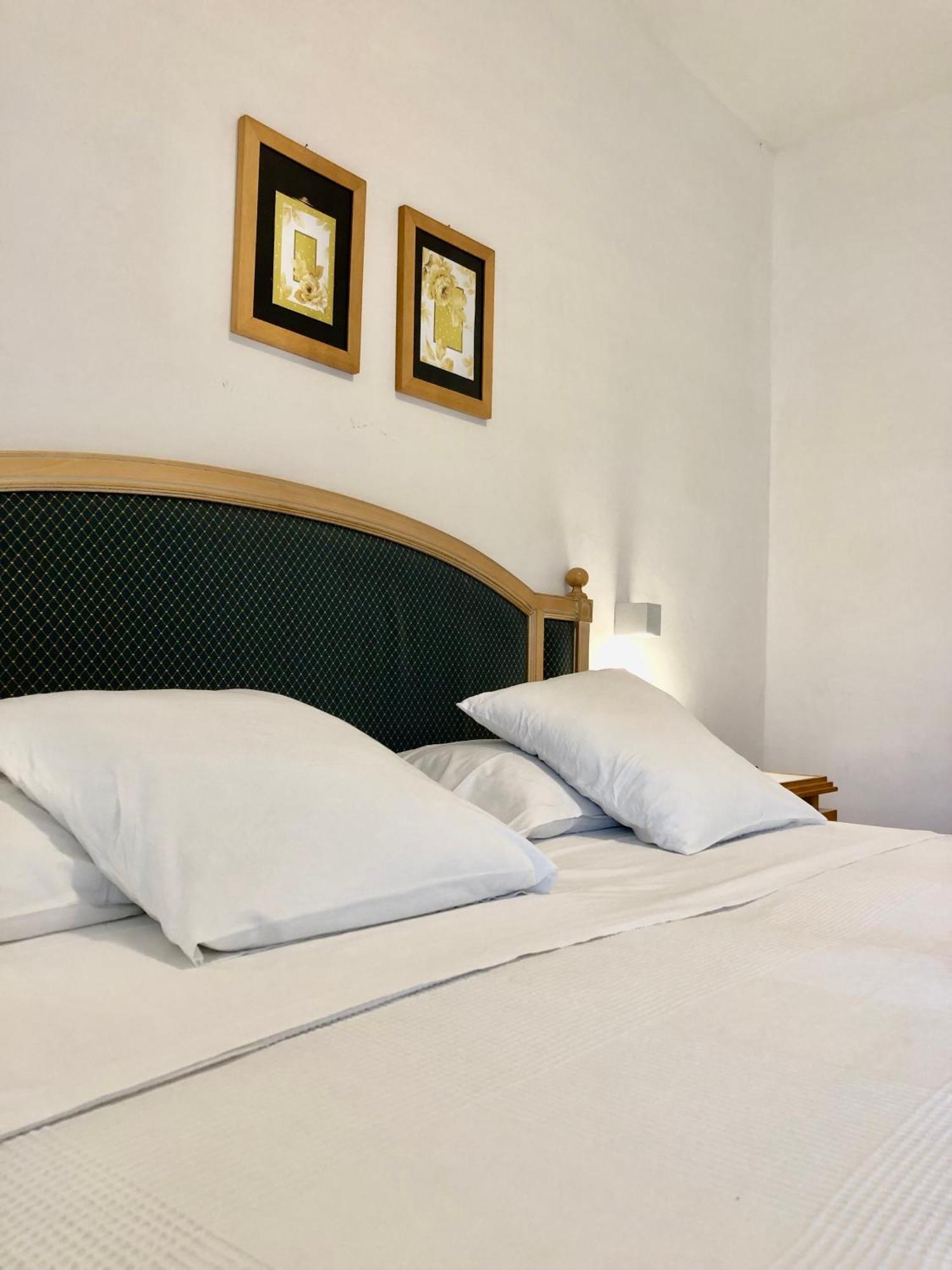 Hotel Pinocchio Католика Екстериор снимка