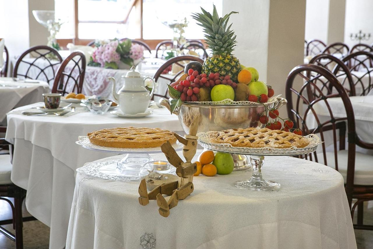 Hotel Pinocchio Католика Екстериор снимка
